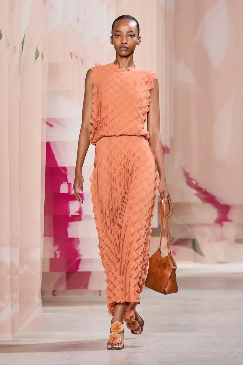 color coral tendencia primavera 2025