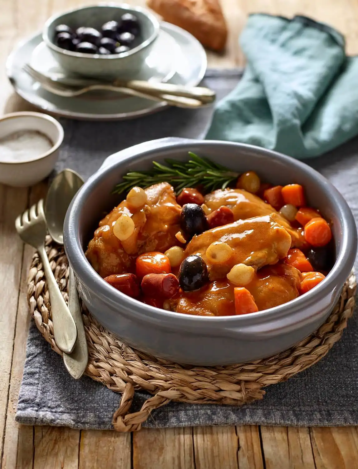 recetas de carne guisada guiso de pollo con chorizo picante