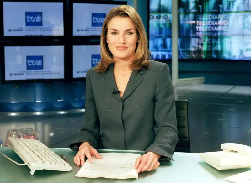 La reina Letizia, presentadora del Telediario