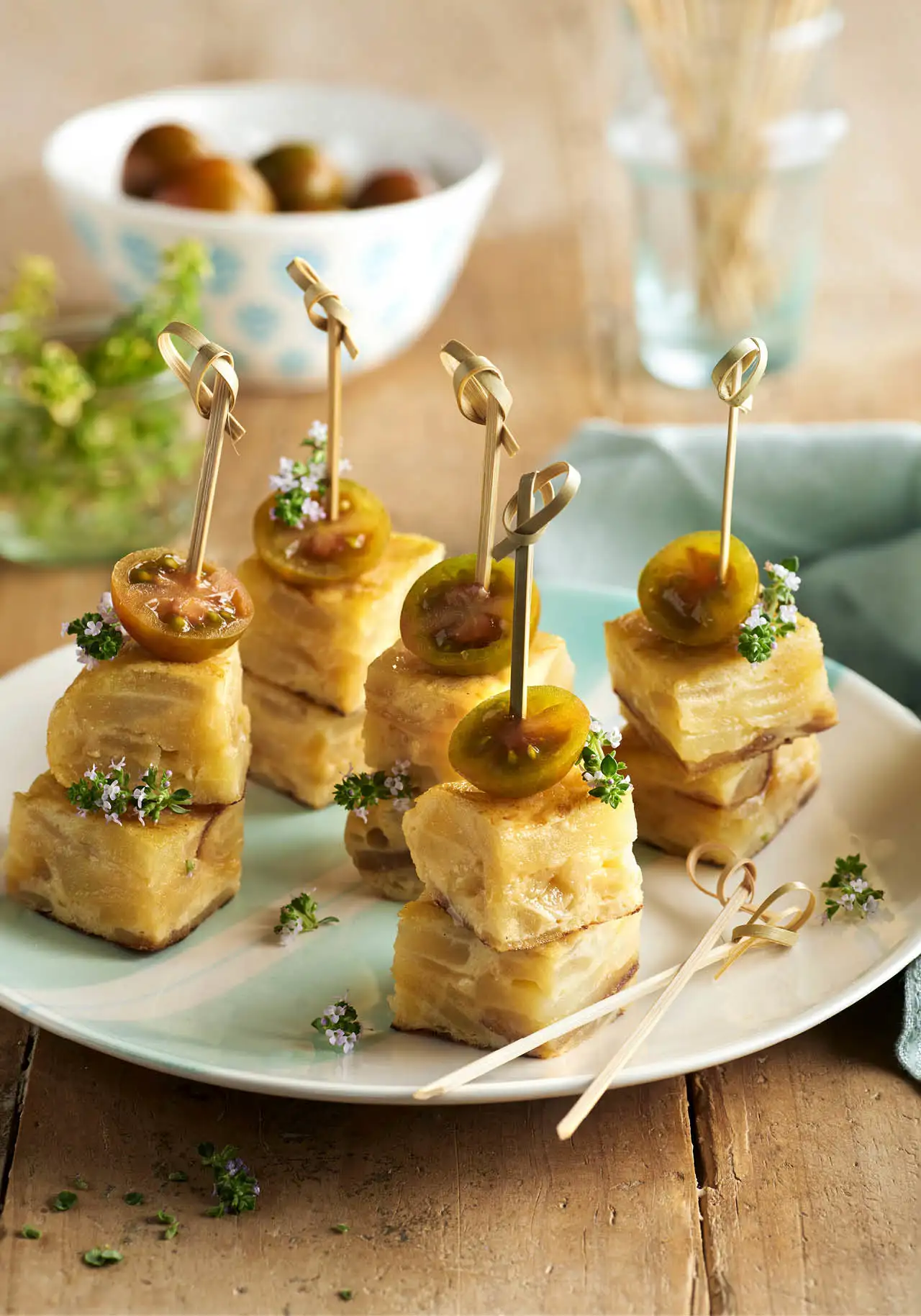 aperitivos de la abuela montaditos tortilla patatas