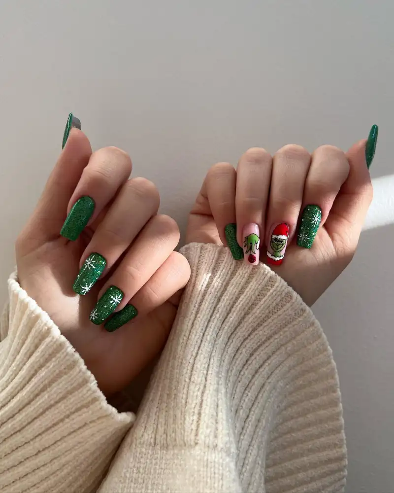 Uñas navideñas GRINCH 