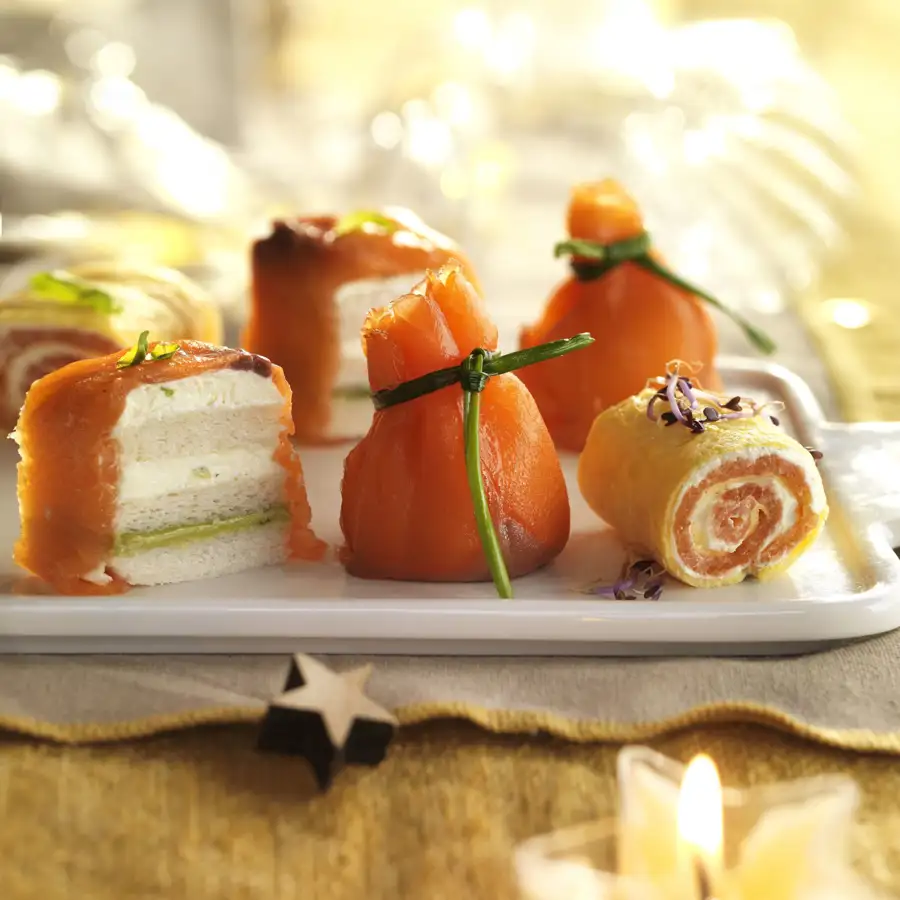 El canapé de salmón más fácil y sabroso del chef Enrique Sánchez que se prepara en 1 minuto, sin cocinado y parece de Estrella Michelín