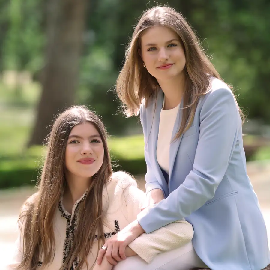 Leonor y Sofía, responsables de la 'desaparición' de Letizia: sale a la luz la situación que ha mantenido a la Reina fuera de la primera línea