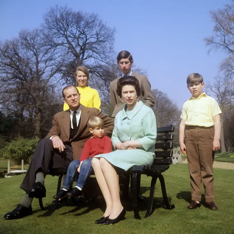 Isabel II, Felipe de Edimburgo, Carlos III, Ana, Andrés y Eduardo