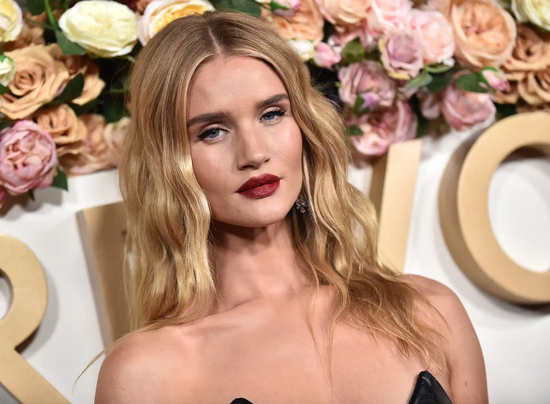 tonos de rubio colores pelo Rosie Huntington Whiteley