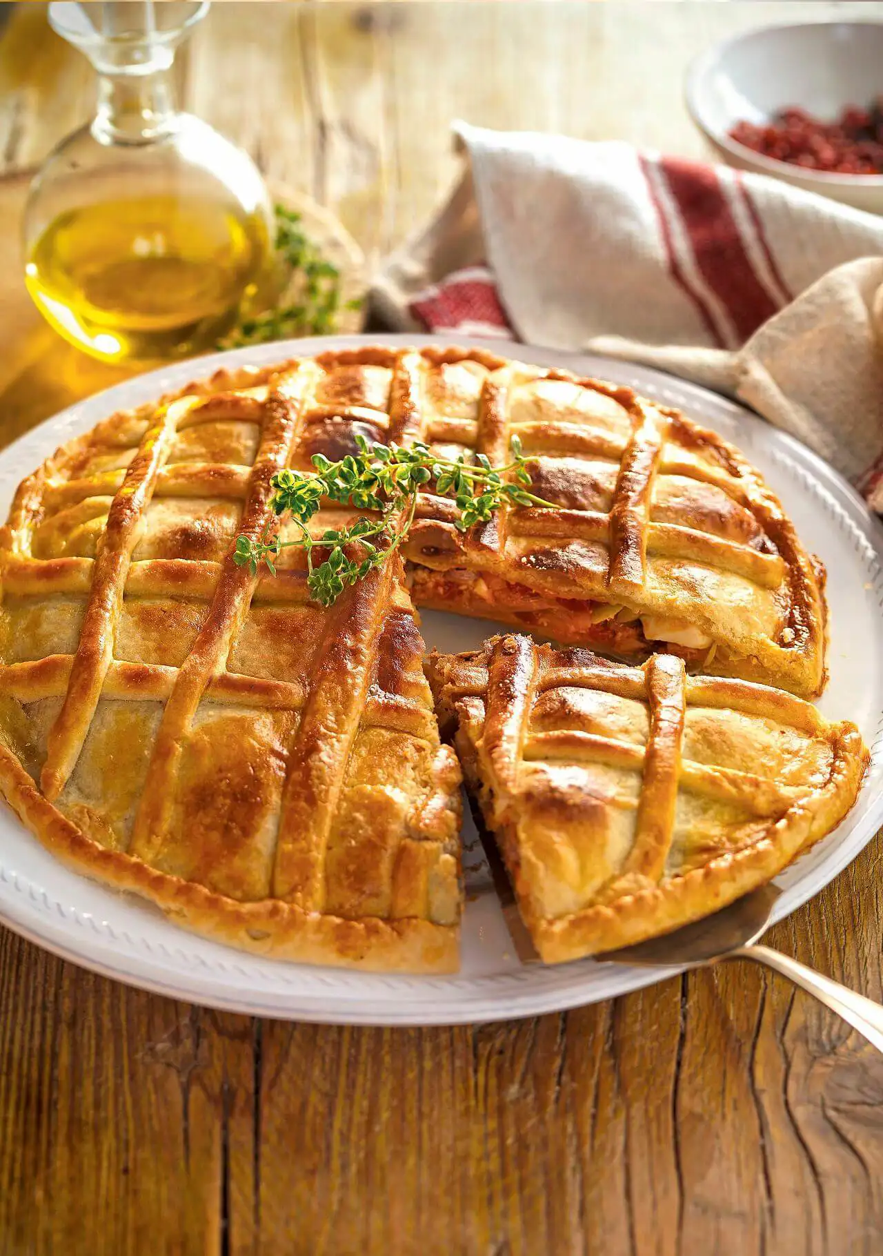 Empanada de atún y huevo cocido