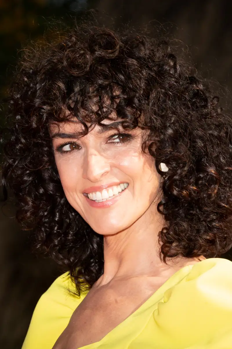 truco-pelo-rizado-Blanca-Romero