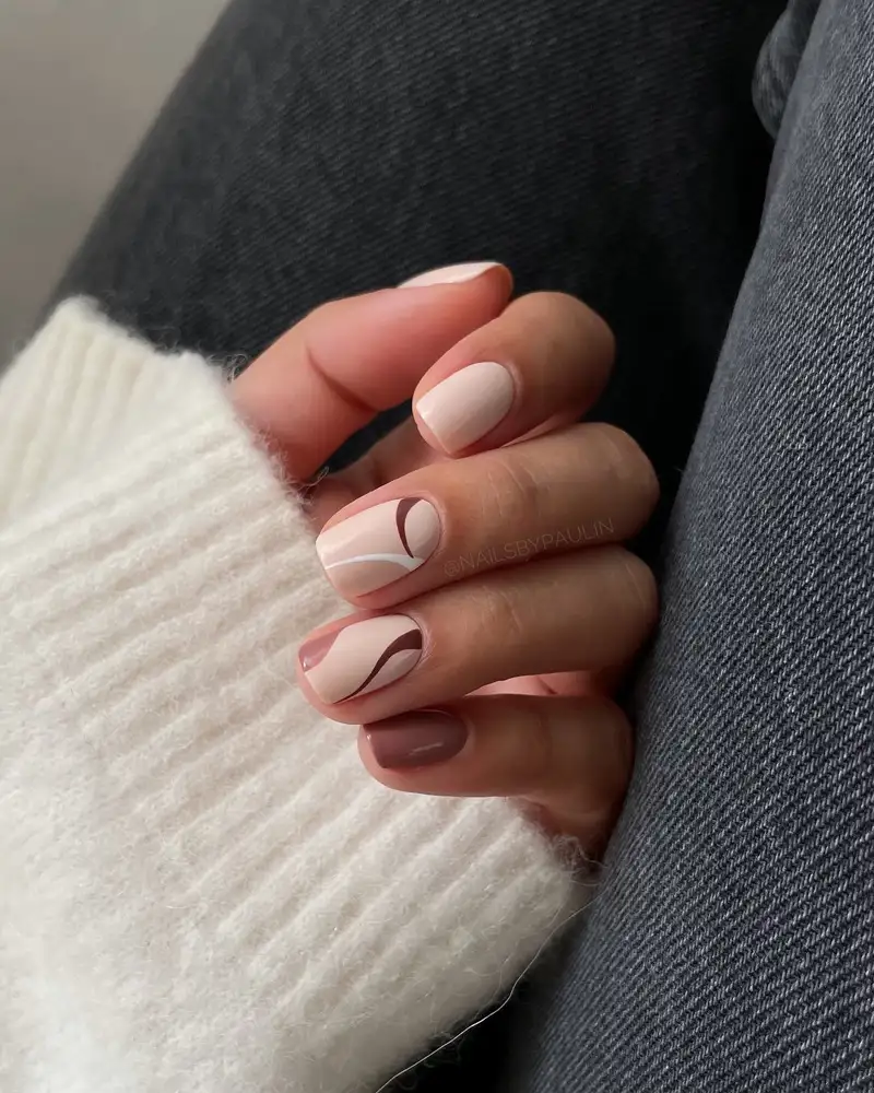 Uñas beige