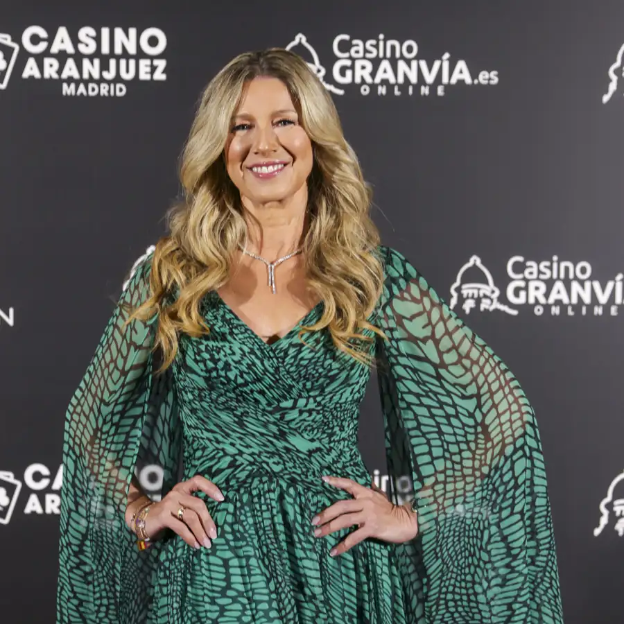 De Sonsoles Ónega a Anne Igartiburu: Los looks más impresionantes de los Premios Antena de Oro