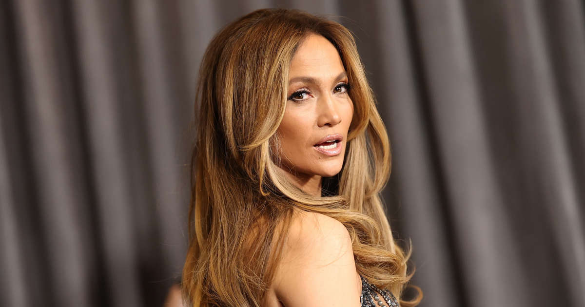 cabello castaño dorado en mujeres negras