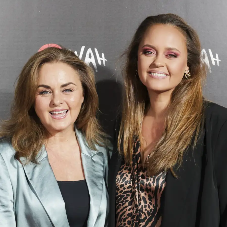 Carmen y Shaila, las hijas de Rocío Dúrcal, se pronuncian sobre los problemas familiares a los que tuvieron que hacer frente