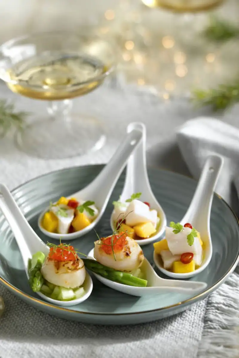 Canapés para Navidad: Ceviche de corvina con mango