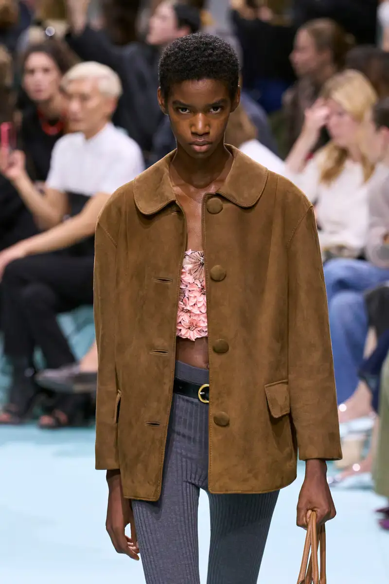 Tendencias de moda 2025 según Prada