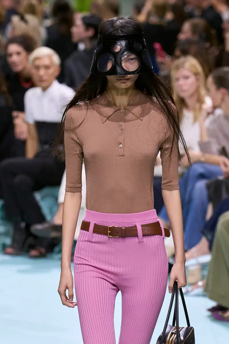 Tendencias de moda 2025 segun Prada