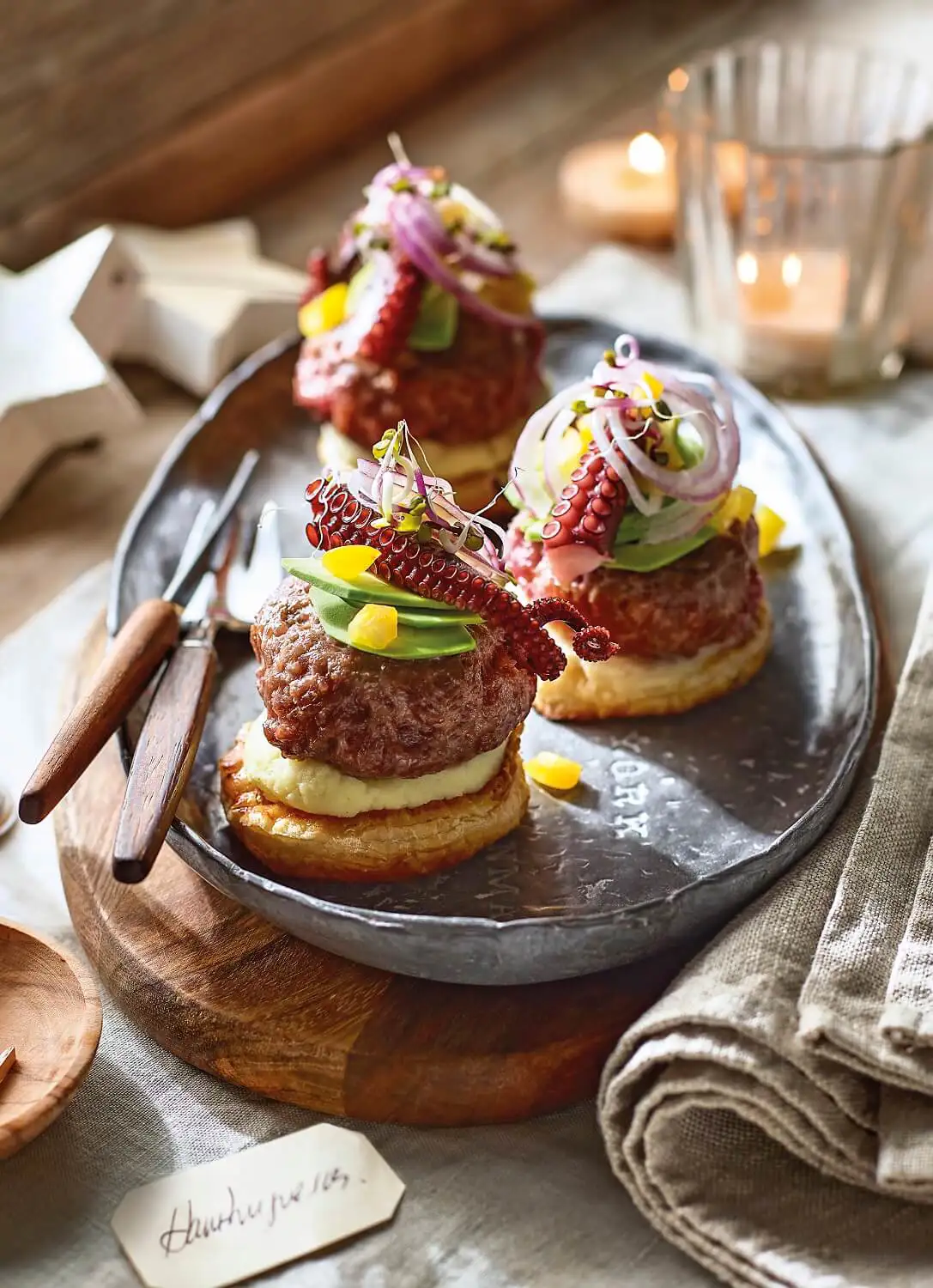 recetas de Navidad con hojaldre Burguer de hojaldre con buey y pulpo