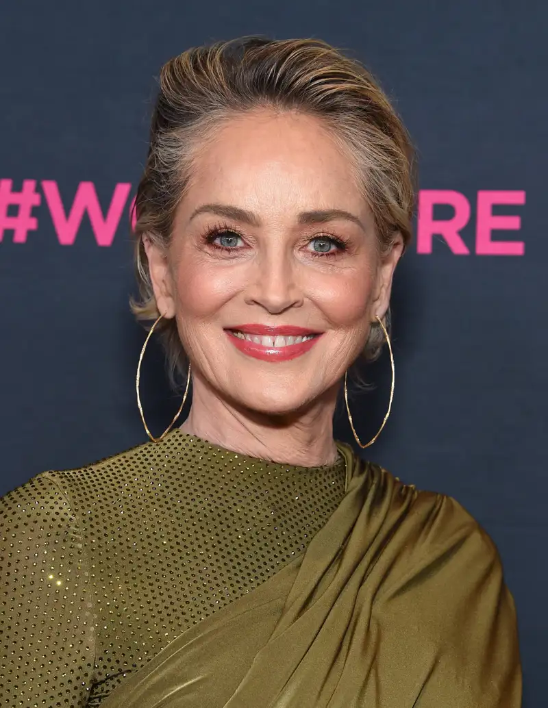 Cortes de pelo que rejuvenecen a los 60 Sharon Stone