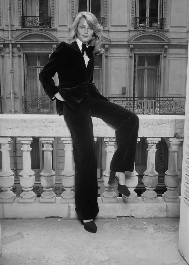  "Le Smoking" de Yves Saint Laurent. 