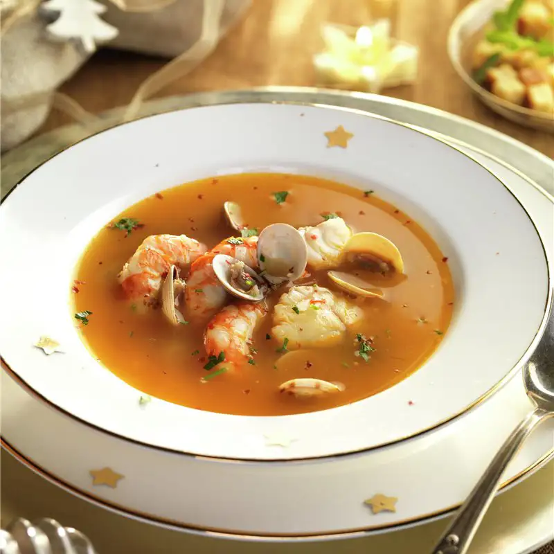 Todo lo que necesitas para preparar esta deliciosa sopa de pescado y marisco de Karlos Arguiñano para estas fiestas navideñas