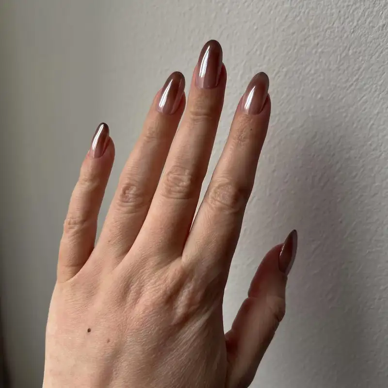 Uñas francesas Mocha Mousse