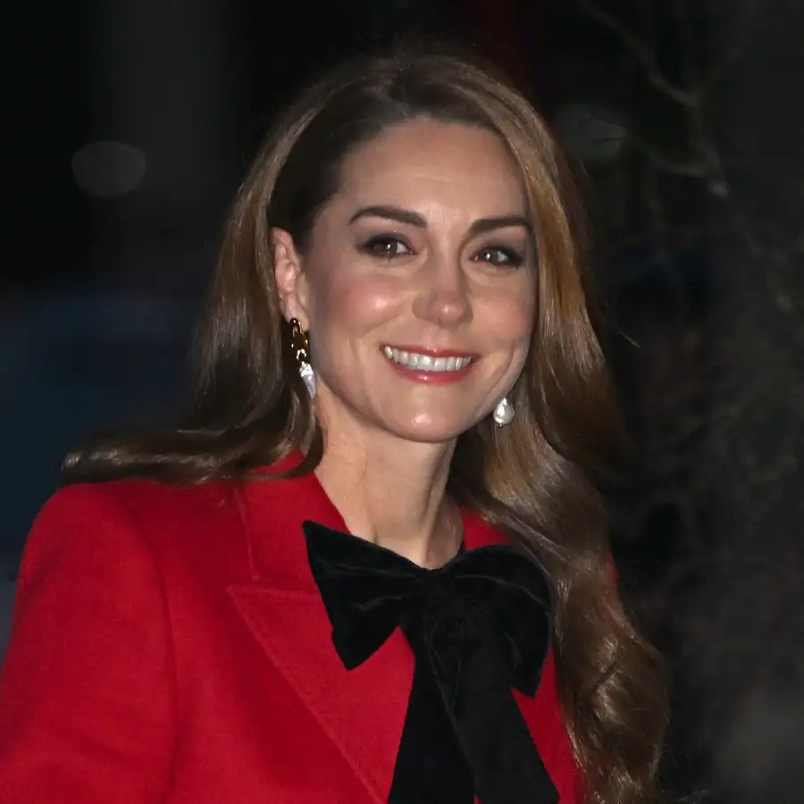 Kate Middleton brilla en su felicitación navideña con la imagen a la que aspira Letizia: así es el 'christmas' más especial de los Príncipes de Gales