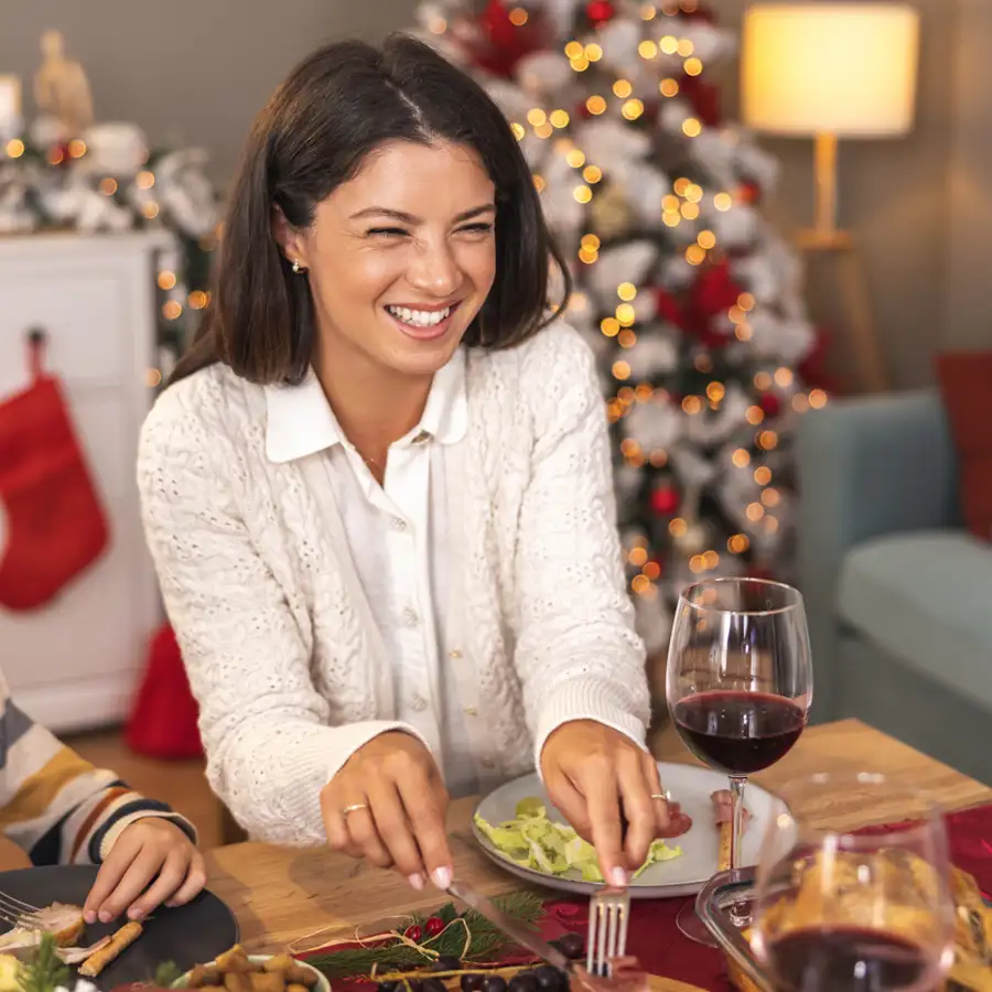 Este es el error que te hace engordar en Navidad, según Boticaria García: "no recojas la mesa mientras estás comiendo"