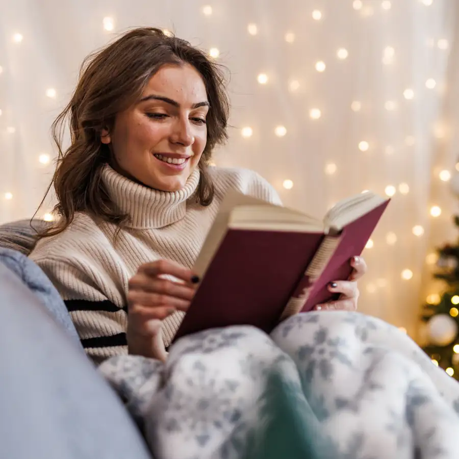 Me he leído 77 libros este año y te recomiendo estas 6 novelas para leer o regalar en época de Navidad