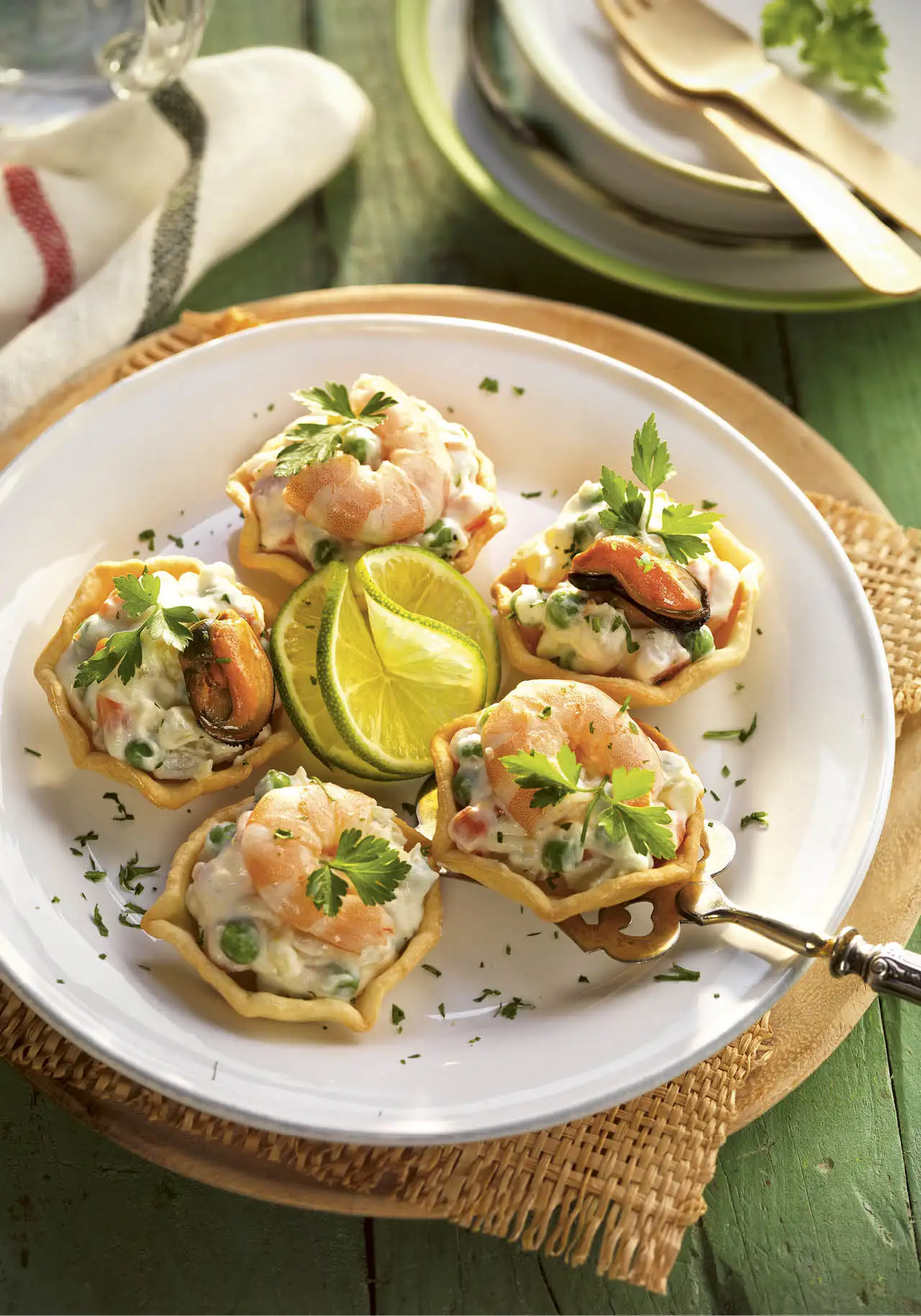 tartaletas ensaladilla gambas