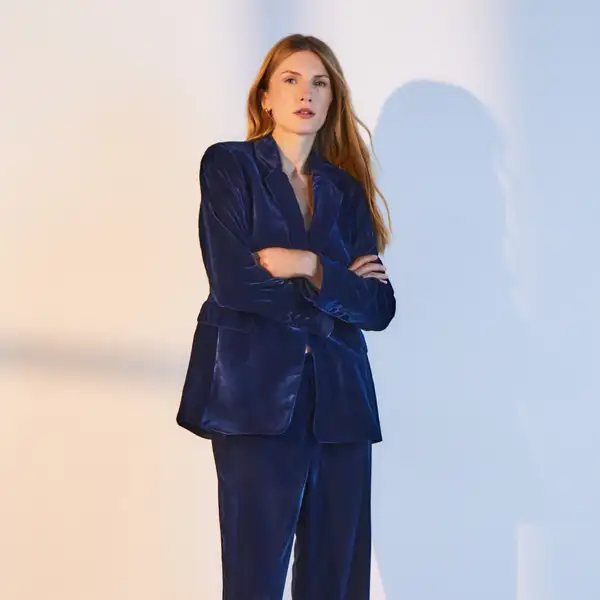 Blazer de mujer de terciopelo azul Woman