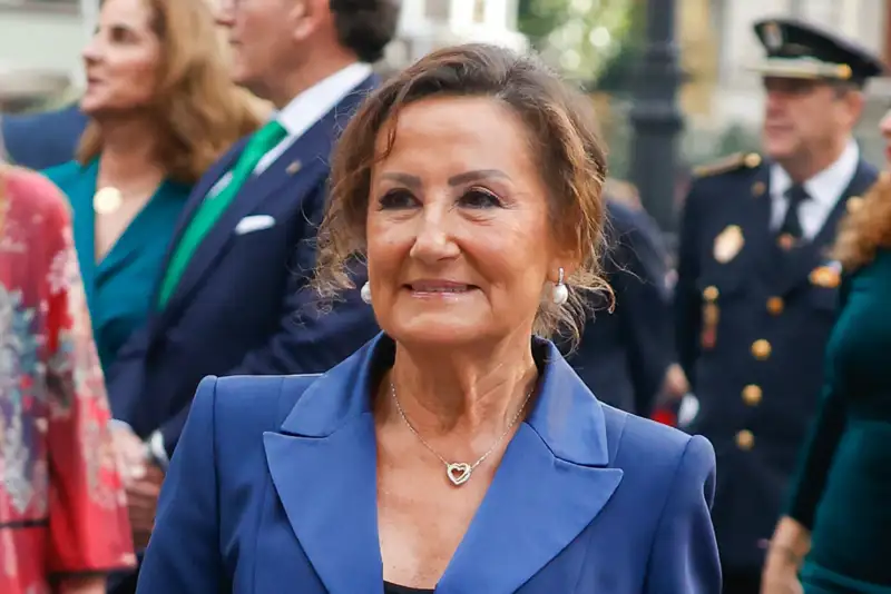 El historial amoroso de Paloma Rocasolano, madre de Letizia: de su ...