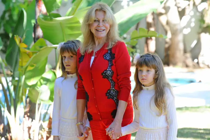Tita Cervera, Carmen y Sabina