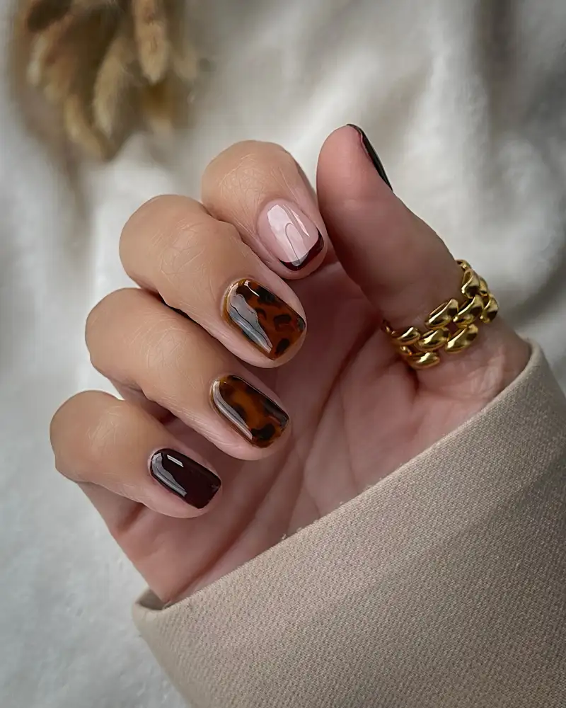 Diseños de uñas sencillos para invierno 