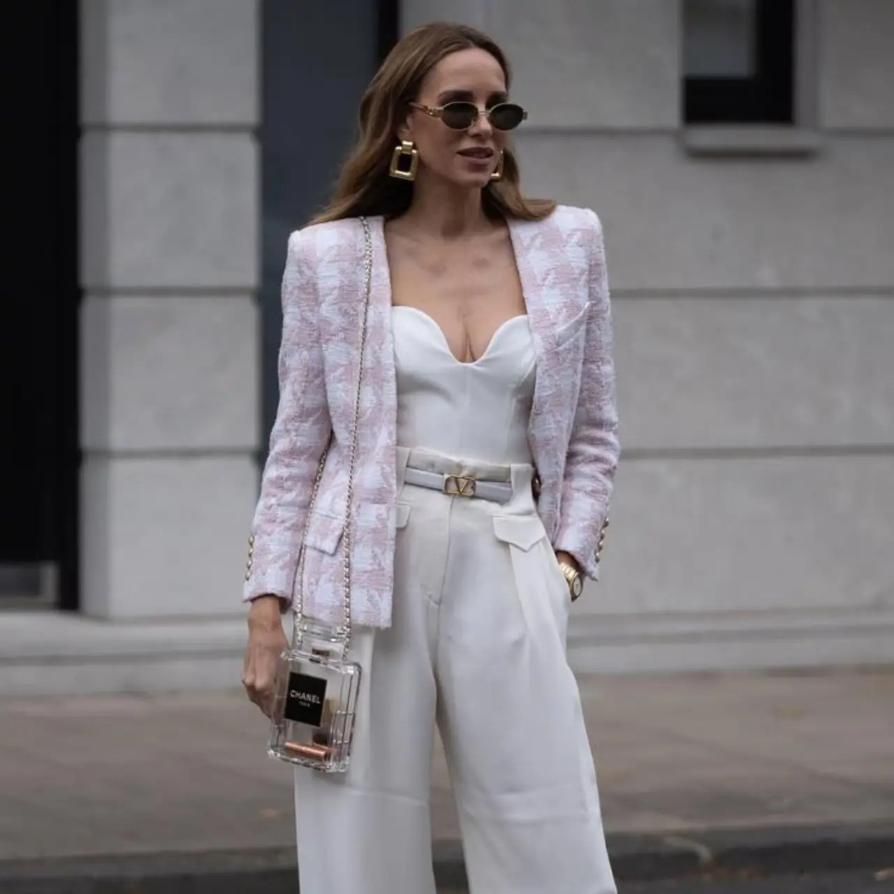 Blazer con pantalón blanco