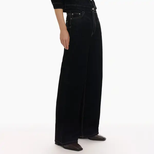 Jeans wide leg aterciopelado