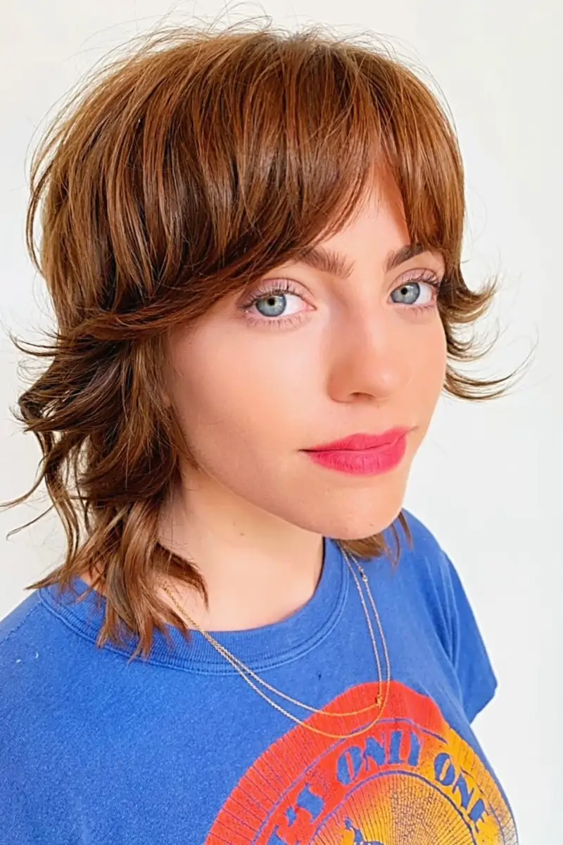 Mixie con flequillo cortina