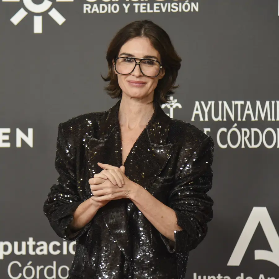 De la sofisticación de Paz Vega al atrevimiento de Kira Miró: los mejores looks de la alfombra roja de los Premios Carmen en Córdoba