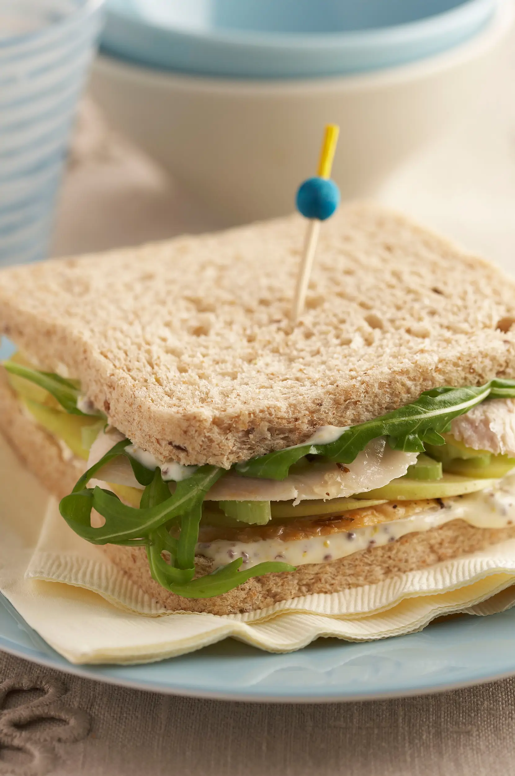 sandwich pavo, manzana y rúcula