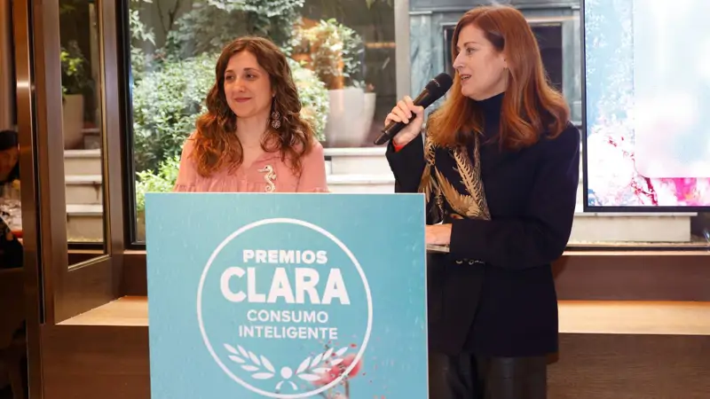 Premios clara laura y empar