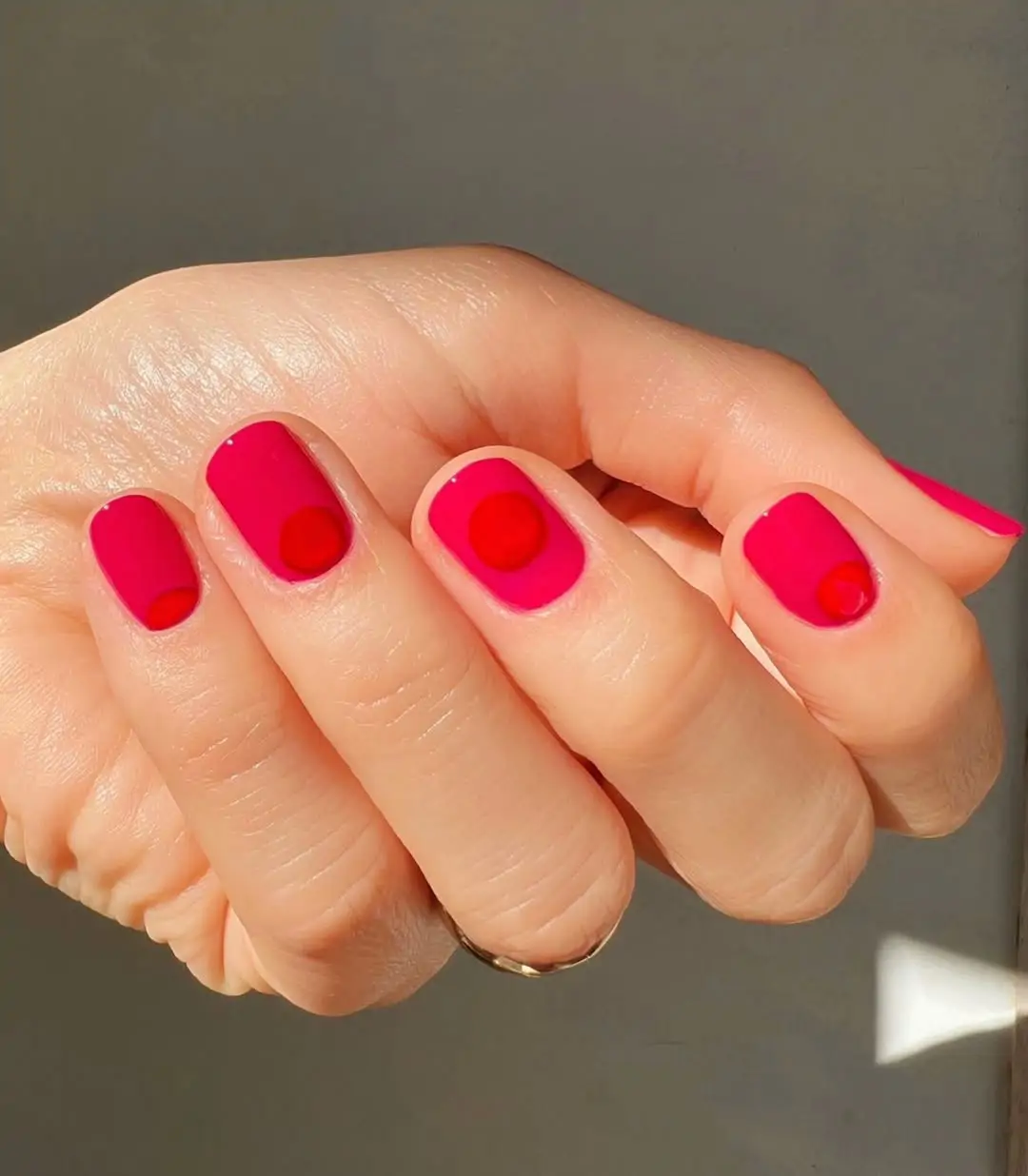 manicura adjunta