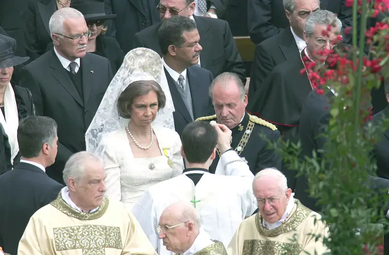 Reina Sofía en la entronización de Benedicto XVI
