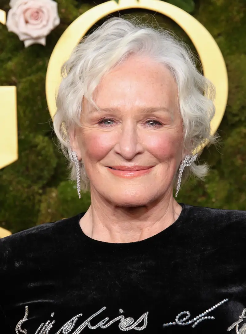 Glenn Close famosas con canas