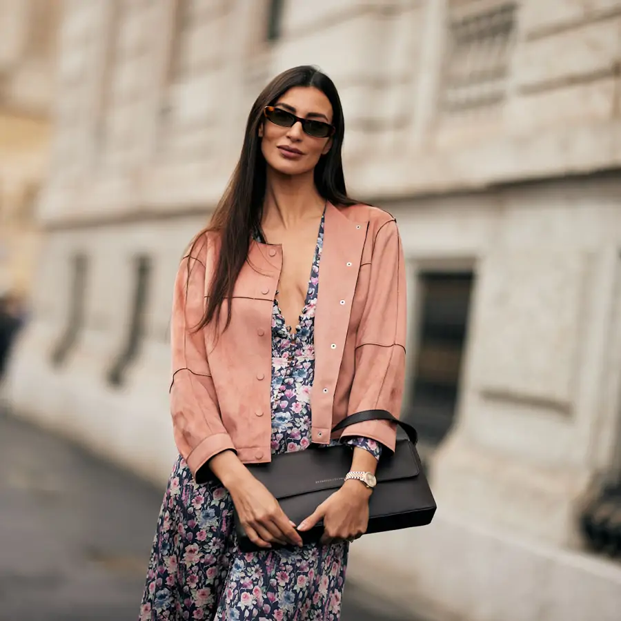 Soy adulta y quiero estas sandalias "tipo Birkenstock" de Zara Kids: de serraje y con bordados boho