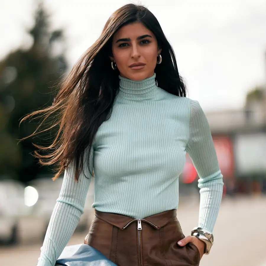 Están en Decathlon y por 30€: las zapatillas Munich con el color tendencia de esta primavera que las mujeres de 50 llevarán con jeans en cualquier plan de tarde