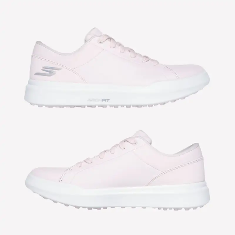 Las Skechers impermeables en tono pastel más elegantes