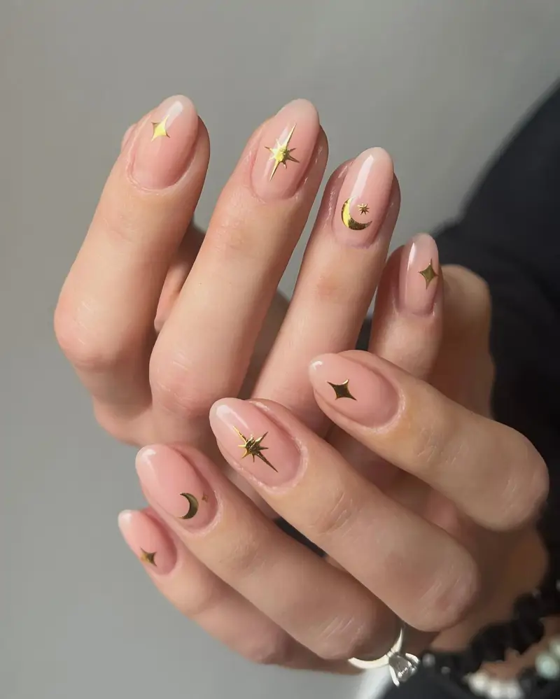 Uñas redondas cortas ideas elegantes y en tendencia