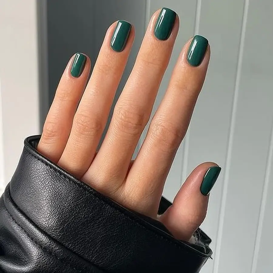 5 colores de uñas poco vistos para llevar en abril: elegantes y perfectos para uñas cortas