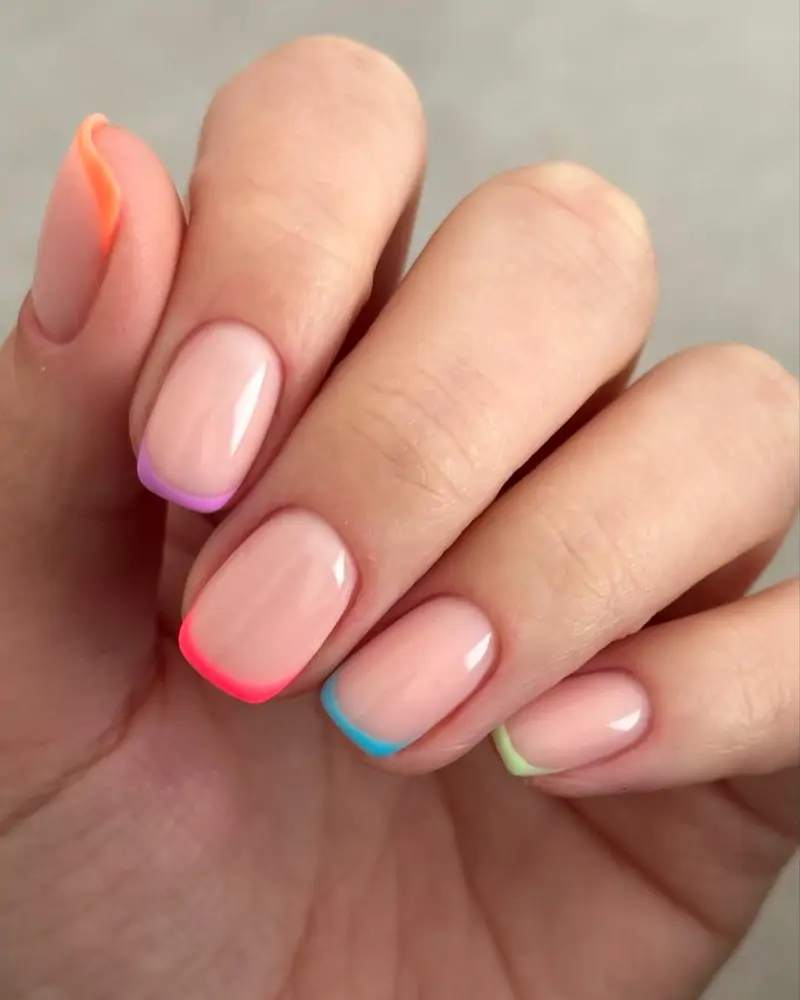 manicura francesa para uñas cortas colores