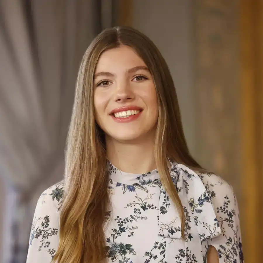 La inminente graduación de la infanta Sofía, ¿qué carrera elegirá?: "Sofía tiene más libertad para decidir su camino, pero si decidiese recibir formación militar..."