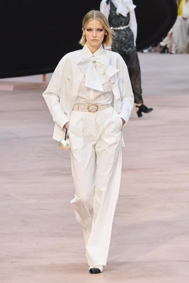 chanel pantalones
