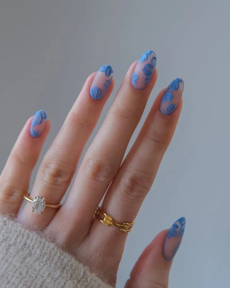 diseños de uñas azules decoradas