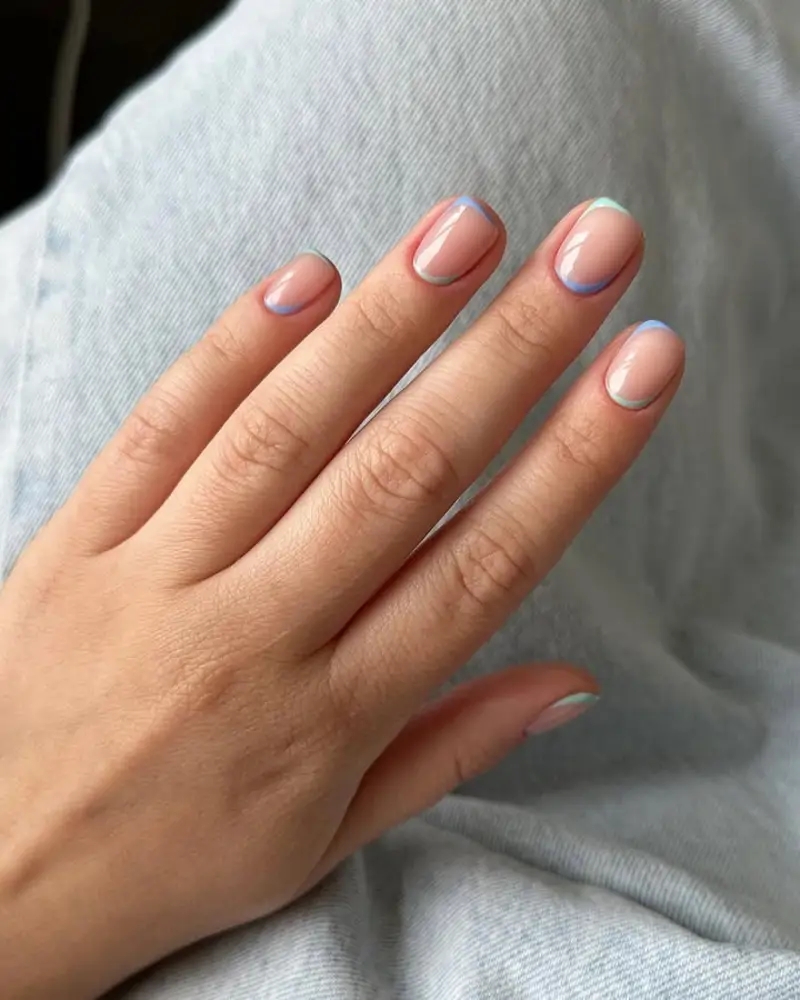 diseños de uñas azules decoradas